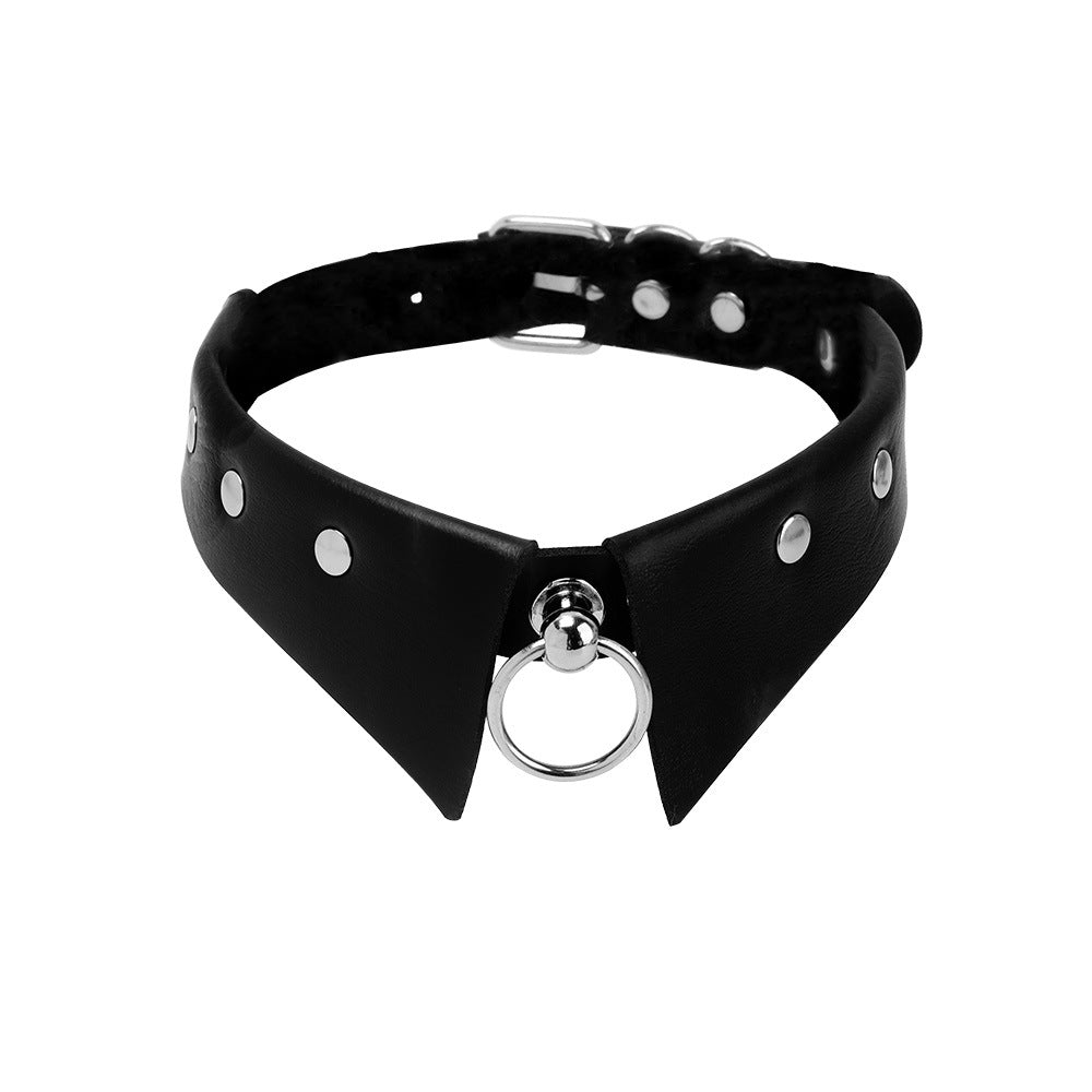 Gothic Choker Necklace Covering the Neck